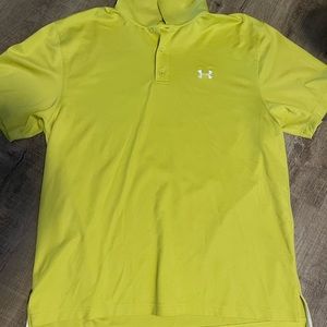 Men’s under armour SS polo.